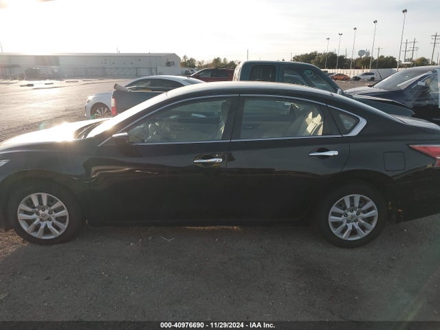 Nissan Altima 2.5 S 2015 1N4AL3APXFC156116 Image 14