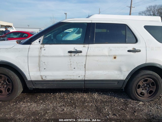 Ford Utility Police Interceptor 2017 1FM5K8AR7HGD92601 Image 14