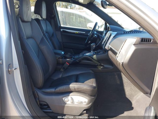 WP1AA2A2XJKA06308 Porsche Cayenne Platinum Edition