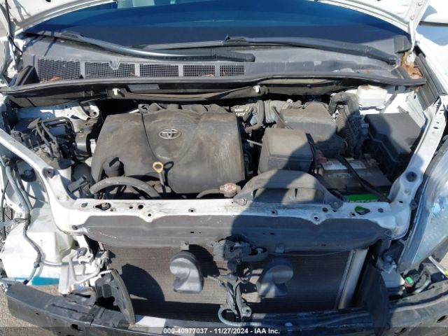 5TDYZ3DC6HS843823 Toyota Sienna Xle/limited
