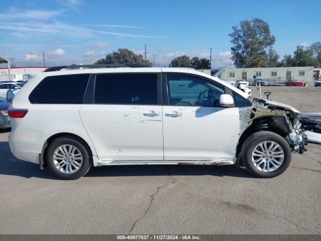 5TDYZ3DC6HS843823 Toyota Sienna Xle/limited