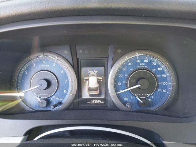 5TDYZ3DC6HS843823 Toyota Sienna Xle/limited