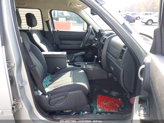 2011 DODGE NITRO 1D4PT4GX5BW500688 Photo 4