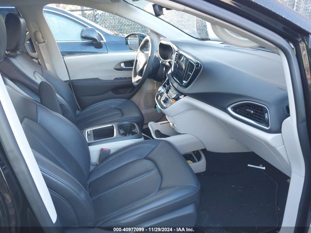 2C4RC1BG6RR143729 Chrysler Pacifica Touring L