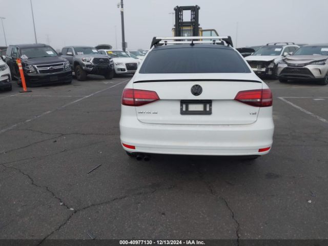 3VWD17AJ8JM215703 Volkswagen Jetta 1.8t Se Sport
