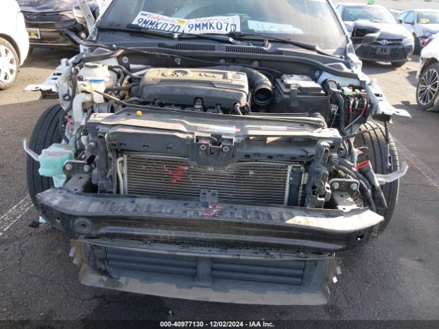3VWD17AJ8JM215703 Volkswagen Jetta 1.8t Se Sport