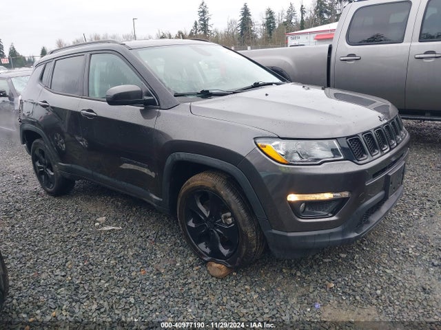 3C4NJDBB2JT453226 Jeep Compass Altitude 4x4