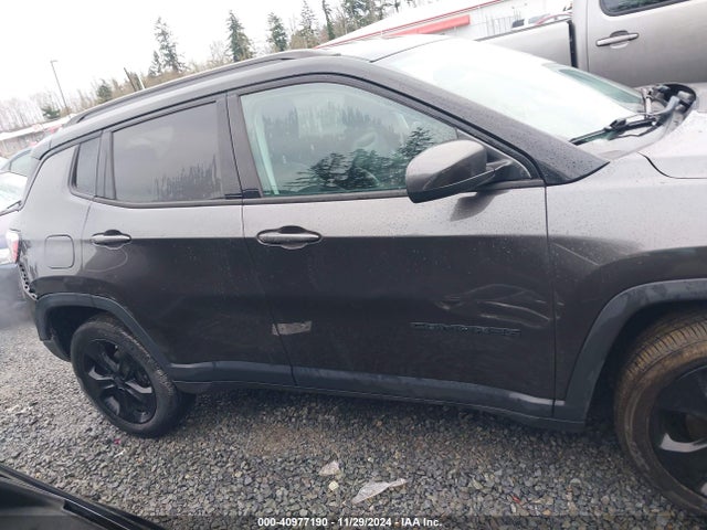 3C4NJDBB2JT453226 Jeep Compass Altitude 4x4