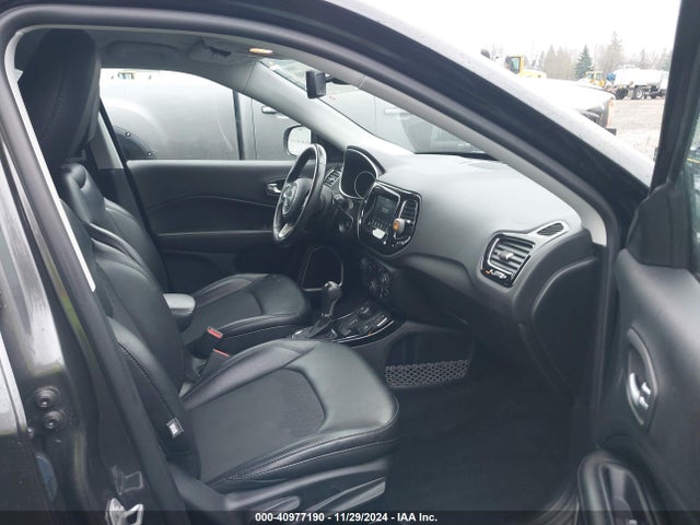 3C4NJDBB2JT453226 Jeep Compass Altitude 4x4