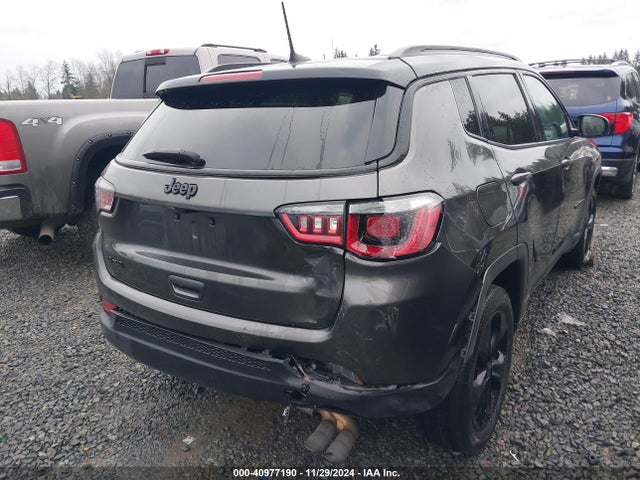 3C4NJDBB2JT453226 Jeep Compass Altitude 4x4