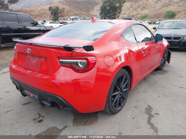 JF1ZNAE12J8700661 Toyota 86 GT