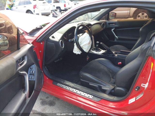 JF1ZNAE12J8700661 Toyota 86 GT