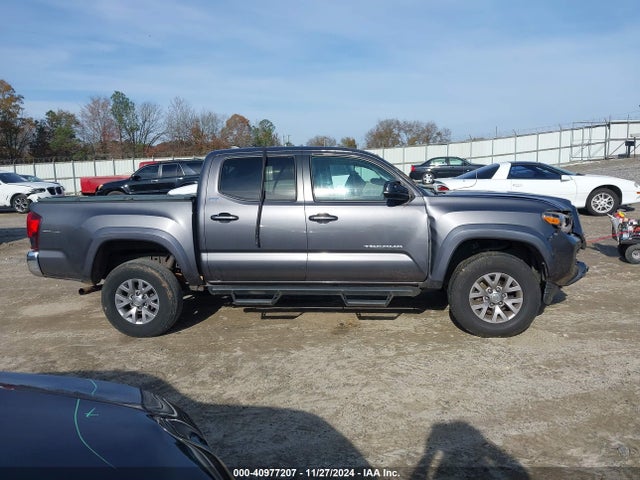 Toyota Tacoma Sr5 V6 2018 5TFAZ5CN7JX057464 Image 13
