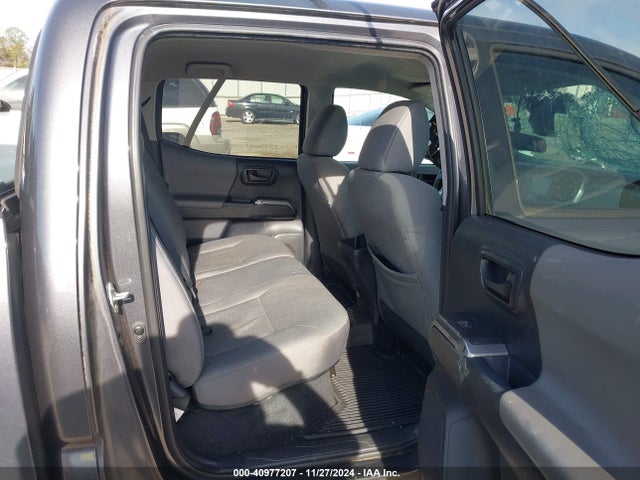 Toyota Tacoma Sr5 V6 2018 5TFAZ5CN7JX057464 Image 8