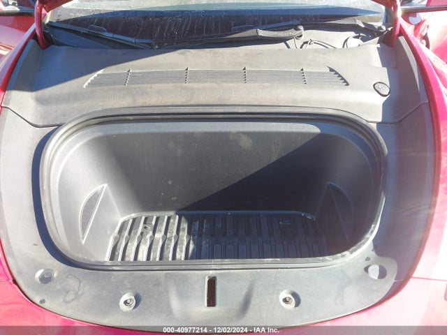 2021 TESLA MODEL Y 5YJYGDEE0MF300199 Photo 9