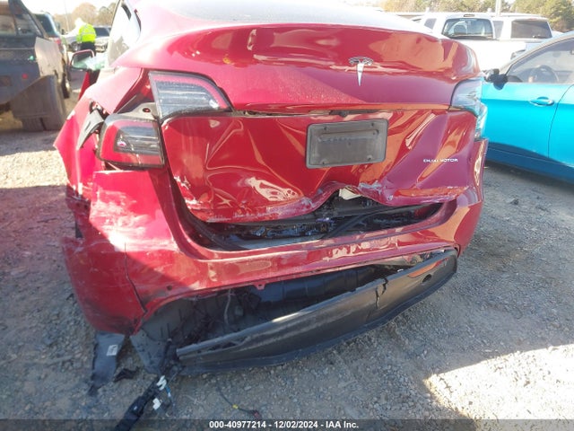 2021 TESLA MODEL Y 5YJYGDEE0MF300199 Photo 5