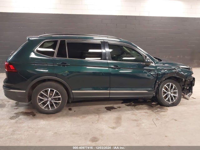 3VV2B7AX8JM220963 Volkswagen Tiguan 2.0t Se/2.0t Sel