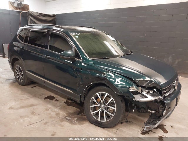 3VV2B7AX8JM220963 Volkswagen Tiguan 2.0t Se/2.0t Sel