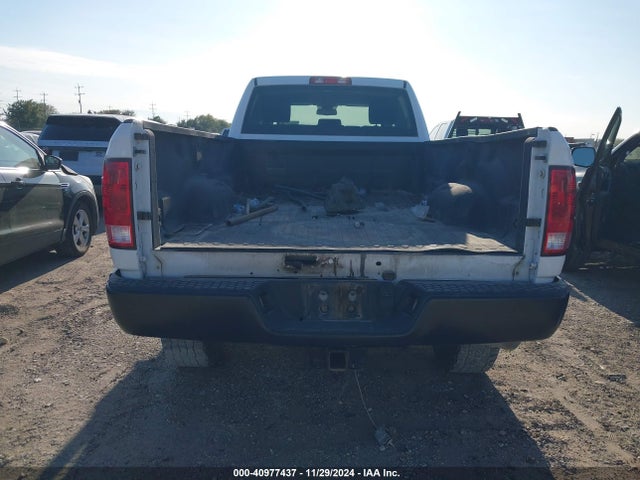RAM 2500 Tradesman  4x4 8' Box 2018 3C6UR5HL1JG313775 Image 16