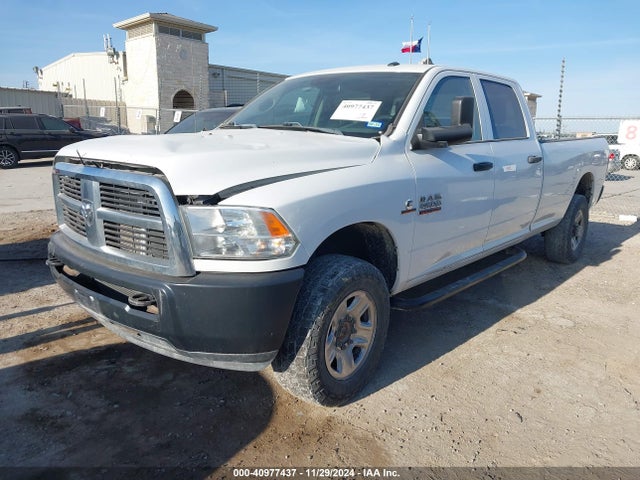 3C6UR5HL1JG313775 RAM 2500 Tradesman  4x4 8' Box