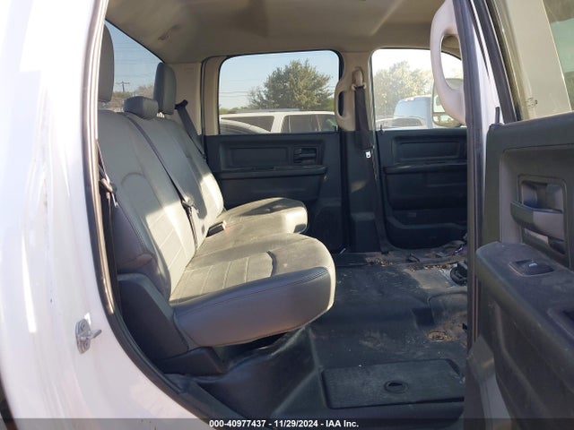 3C6UR5HL1JG313775 RAM 2500 Tradesman  4x4 8' Box