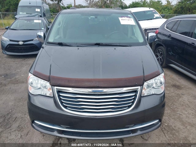 2C4RC1CG0GR221126 Chrysler Town & Country Touring-l Anniversary Edition
