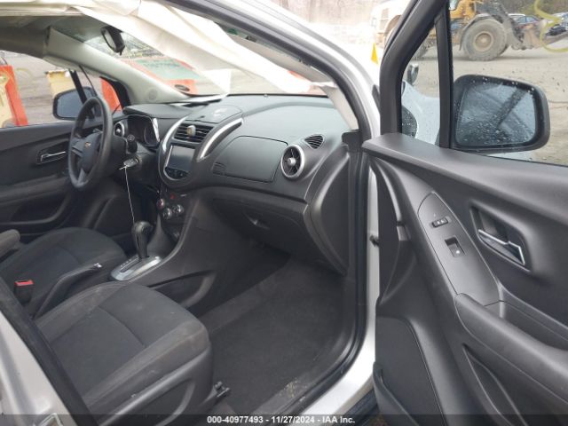 KL7CJKSB5FB208275 Chevrolet Trax 1ls