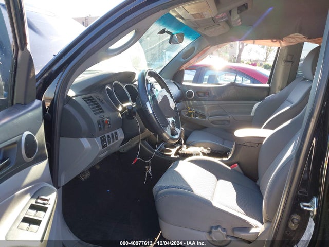 Toyota Tacoma Double Cab 2014 5TFLU4EN5EX103233 Image 5