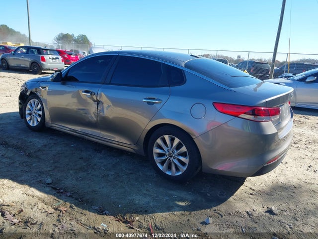 KIA Optima Lx 2017 5XXGT4L37HG162222 Image 3