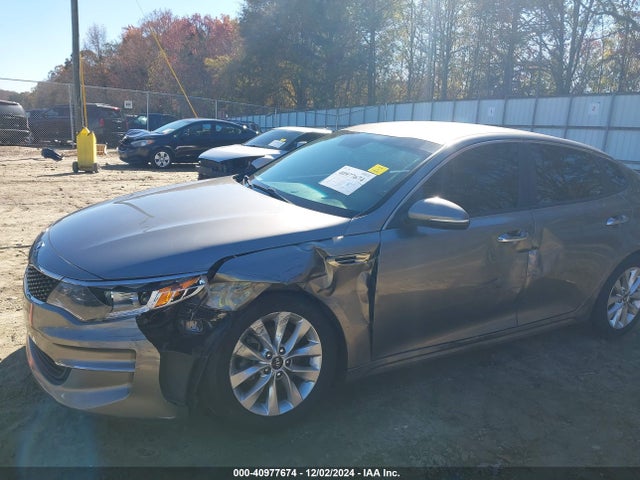 KIA Optima Lx 2017 5XXGT4L37HG162222 Image 6