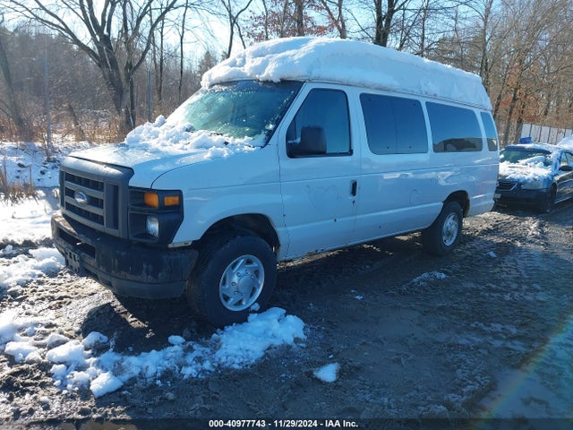 Ford E-250 Commercial 2014 1FTNS2EW8EDA21932 Image 2