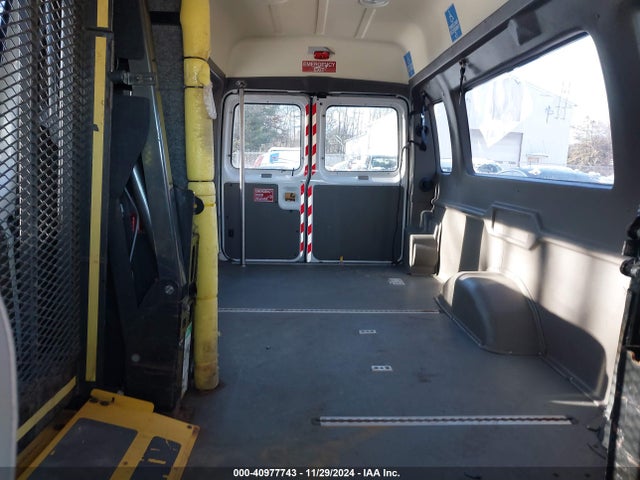 Ford E-250 Commercial 2014 1FTNS2EW8EDA21932 Image 8
