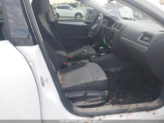 3VW2B7AJ1HM400593 Volkswagen Jetta 1.4t S