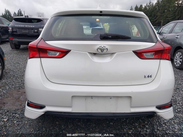Toyota COROLLA IM 2018 JTNKARJE5JJ553707 Image 17