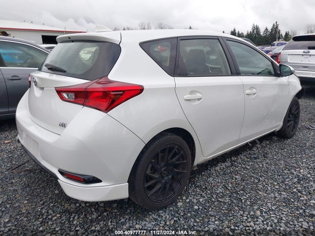 JTNKARJE5JJ553707 Toyota COROLLA IM