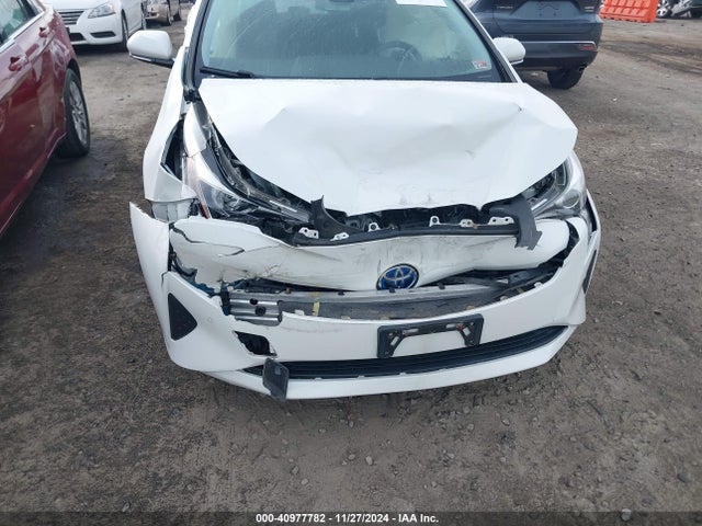 JTDKBRFU3H3044599 Toyota Prius Two