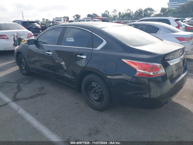 Nissan Altima 2.5 S 2014 1N4AL3AP2EN363103 Image 3