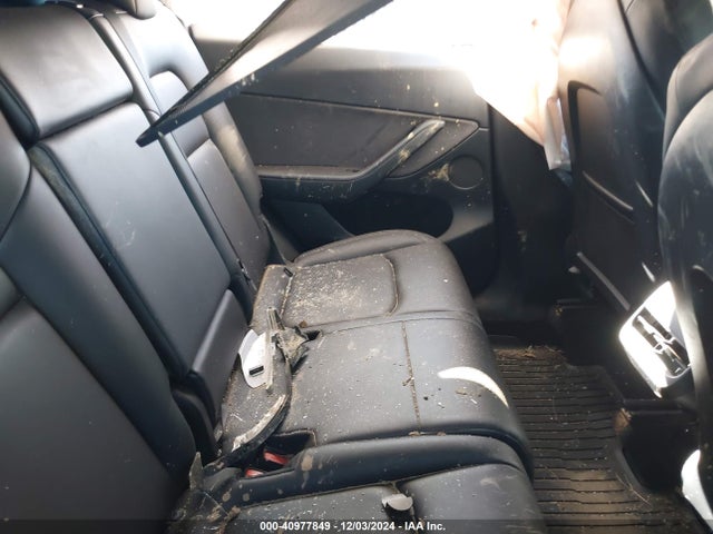 2021 TESLA MODEL Y 5YJYGAEE4MF131030 Photo 7