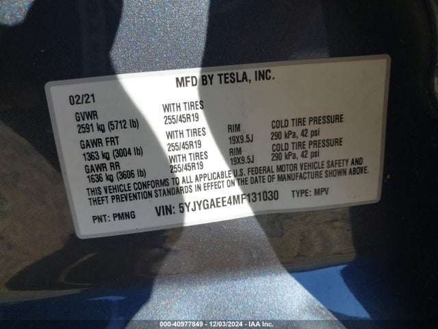 2021 TESLA MODEL Y 5YJYGAEE4MF131030 Photo 8