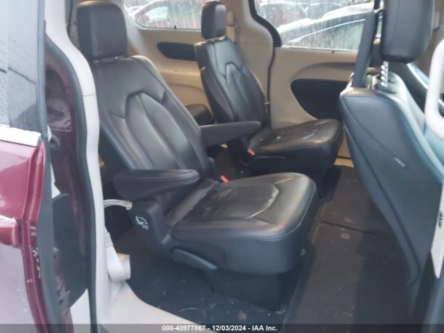 2C4RC1EG8HR598060 Chrysler Pacifica Touring-l Plus
