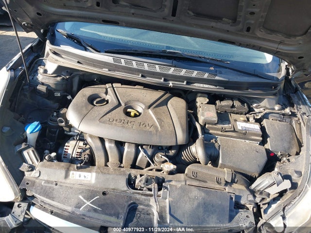 Hyundai ELANTRA SE 2016 5NPDH4AE3GH771805 Image 10