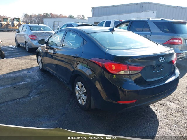 Hyundai ELANTRA SE 2016 5NPDH4AE3GH771805 Image 3