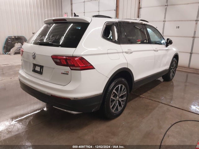 3VV2B7AX7JM194808 Volkswagen Tiguan 2.0t Se/2.0t Sel