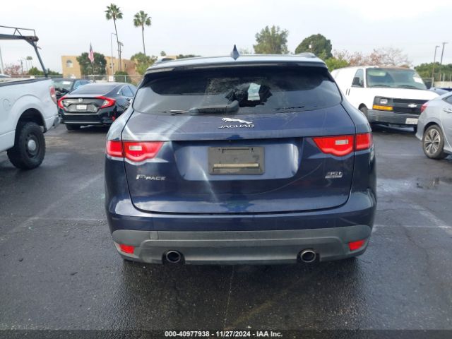 SADCJ2BV7HA892868 Jaguar F-pace 35t Premium