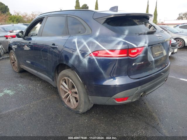 SADCJ2BV7HA892868 Jaguar F-pace 35t Premium