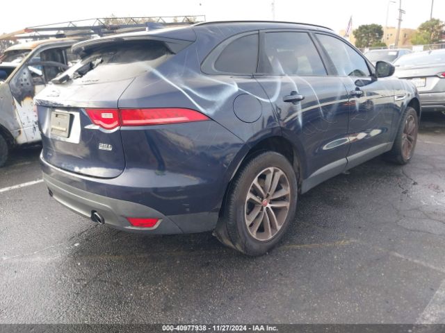 SADCJ2BV7HA892868 Jaguar F-pace 35t Premium