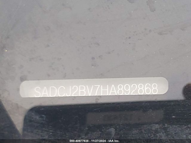 SADCJ2BV7HA892868 Jaguar F-pace 35t Premium