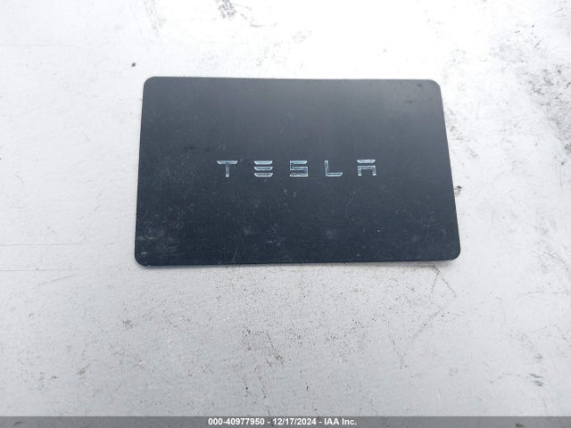 2021 TESLA MODEL Y 5YJYGDED5MF115203 Photo 10