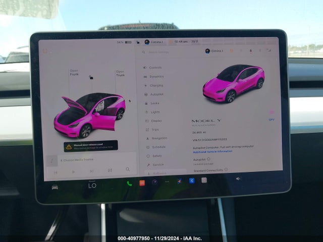 Tesla Model Y Standard Range Rear-wheel Drive 2021 5YJYGDED5MF115203 Image 18
