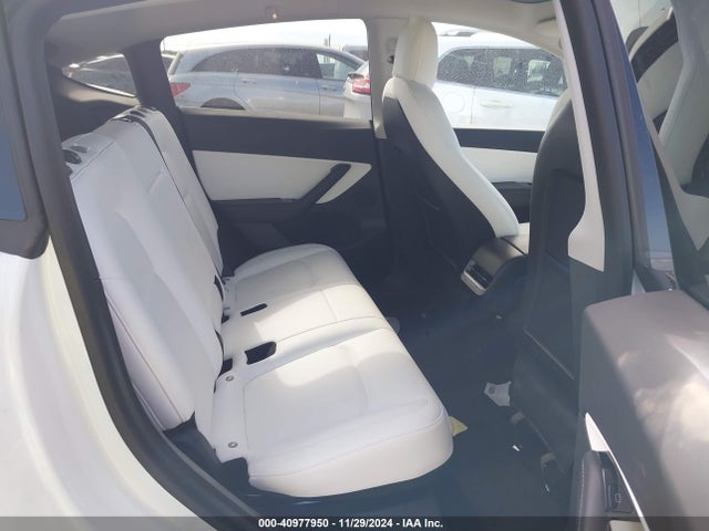 2021 TESLA MODEL Y 5YJYGDED5MF115203 Photo 7